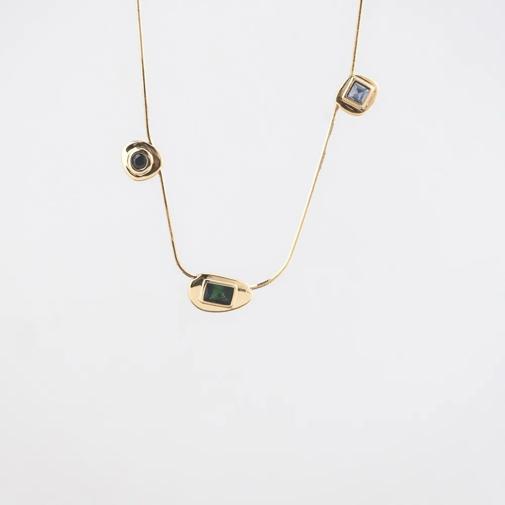 Meideya Amara Trio Stone Necklace — Dainty Gold Geometric