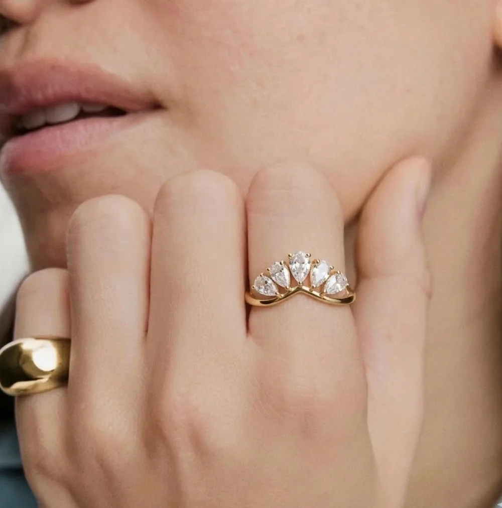 Cluster Sparkling Ring - Waterproof Dainty Vintage Style