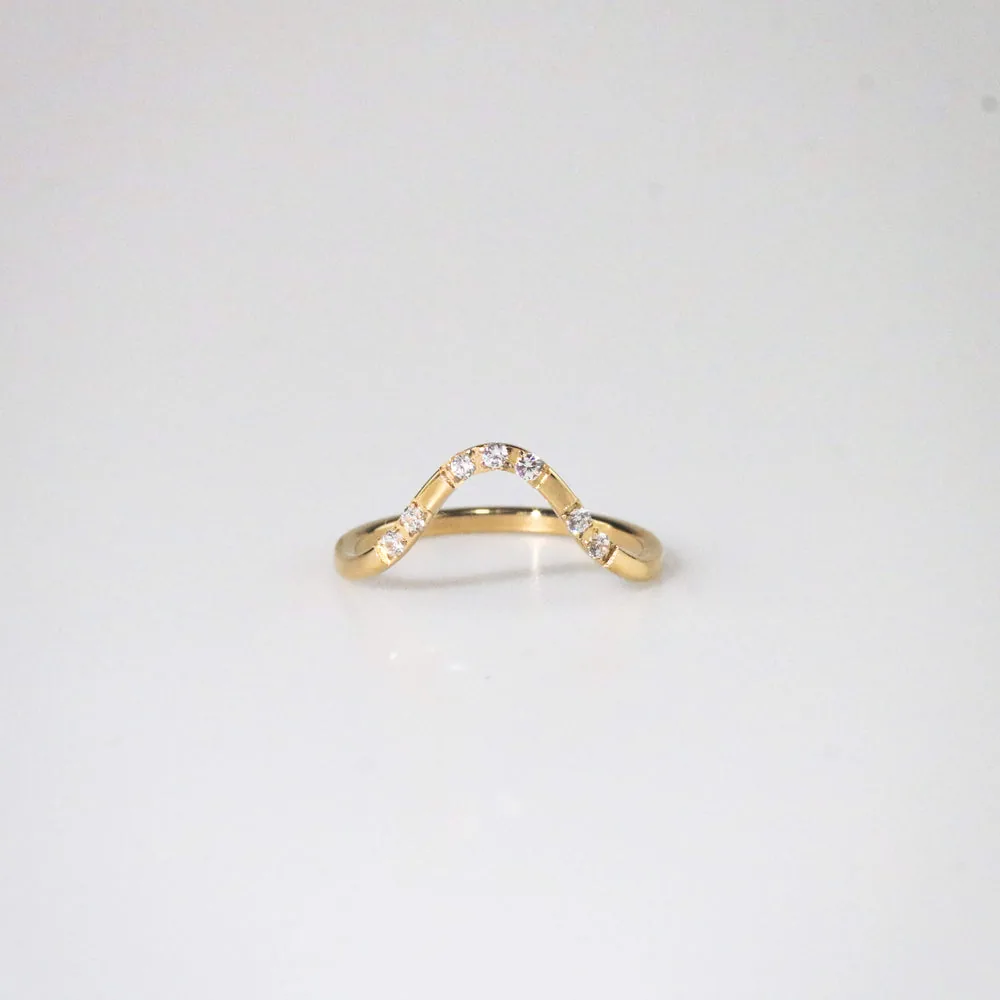Crystal Curve Ring – Waterproof Gold Plated Stainless Steel