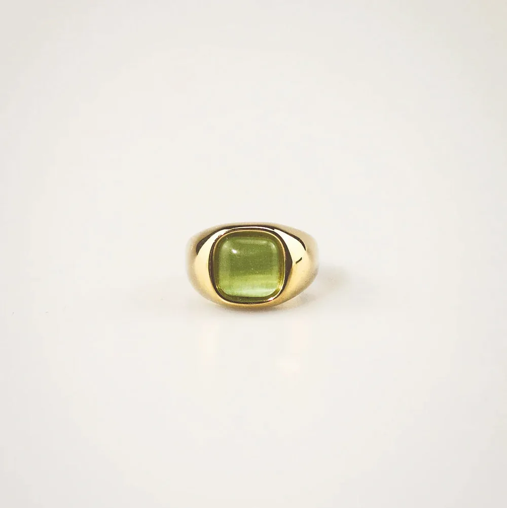 Green Cat's Eye Signet Ring – Waterproof Stainless Steel