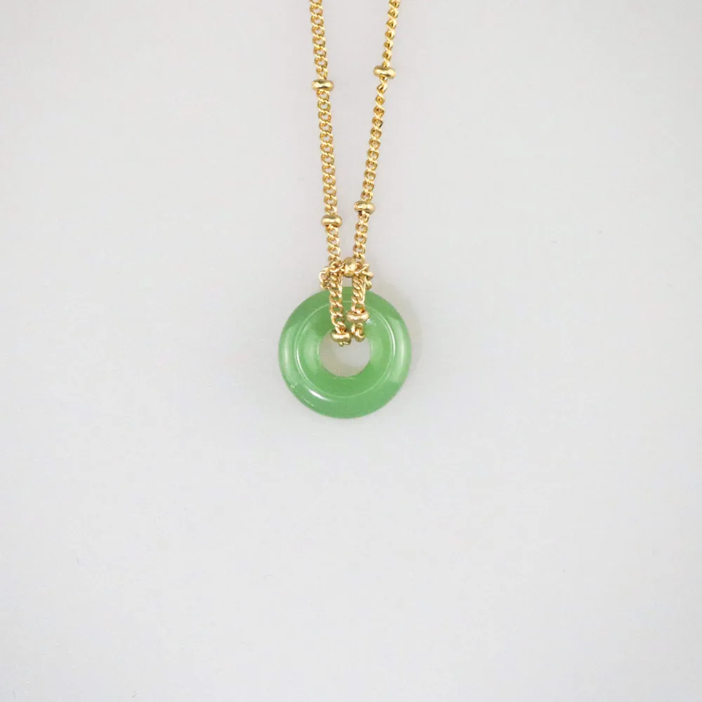 Green Jade Loop Necklace – 18k Gold Plated Stainless Steel