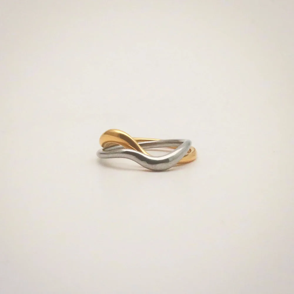 Love Wave Ring - Waterproof 18k Gold Plated