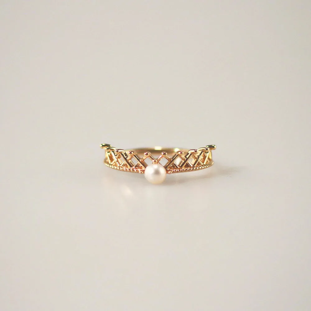 Adjustable Pearl Crown Ring – Stylr