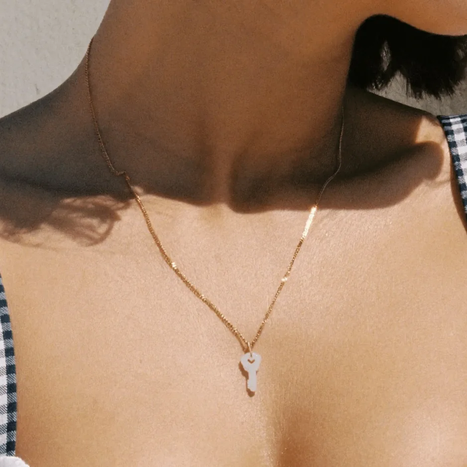 Pure Key Jade Necklace – Waterproof 18k Gold Plated