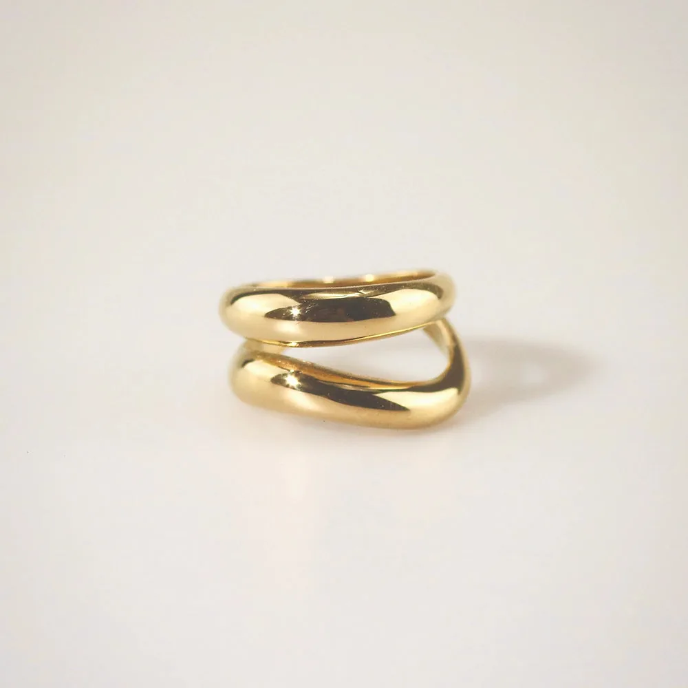 Thick Double Wave Ring – Waterproof 18k Gold Stainless Steel