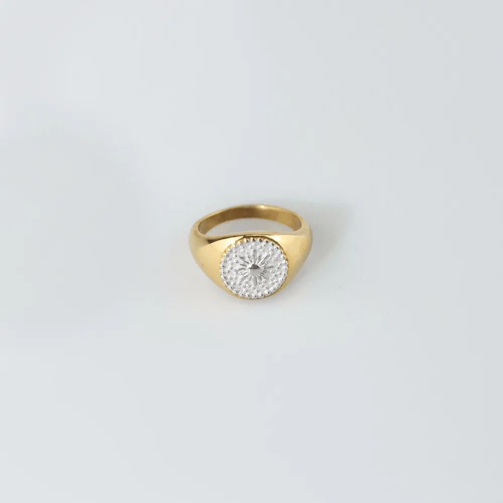 Two-Tone Sunburst Signet Ring | Waterproof Gold & Silver