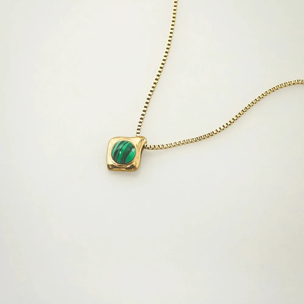 Meideya Wade Malachite Necklace — Waterproof Gold Plated Pendant