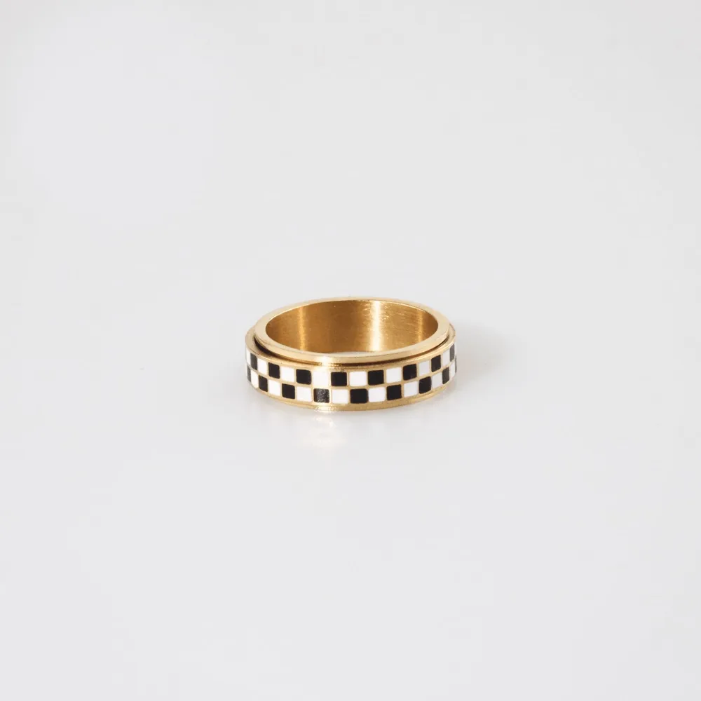 Waterproof Spinner Fidget Ring - Tarnish Free 18k Gold Plated