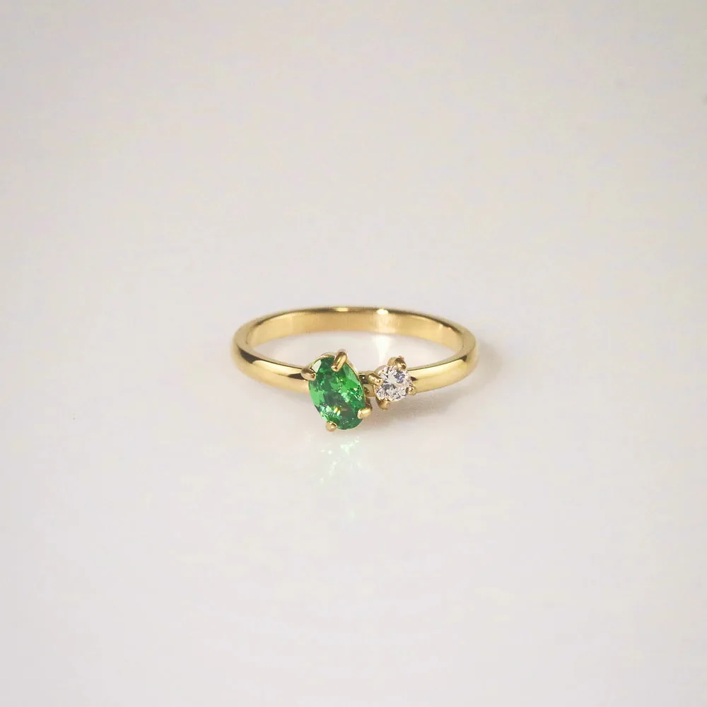 Waterproof Tarnish-Free Emerald Sparkle Ring - Stylr