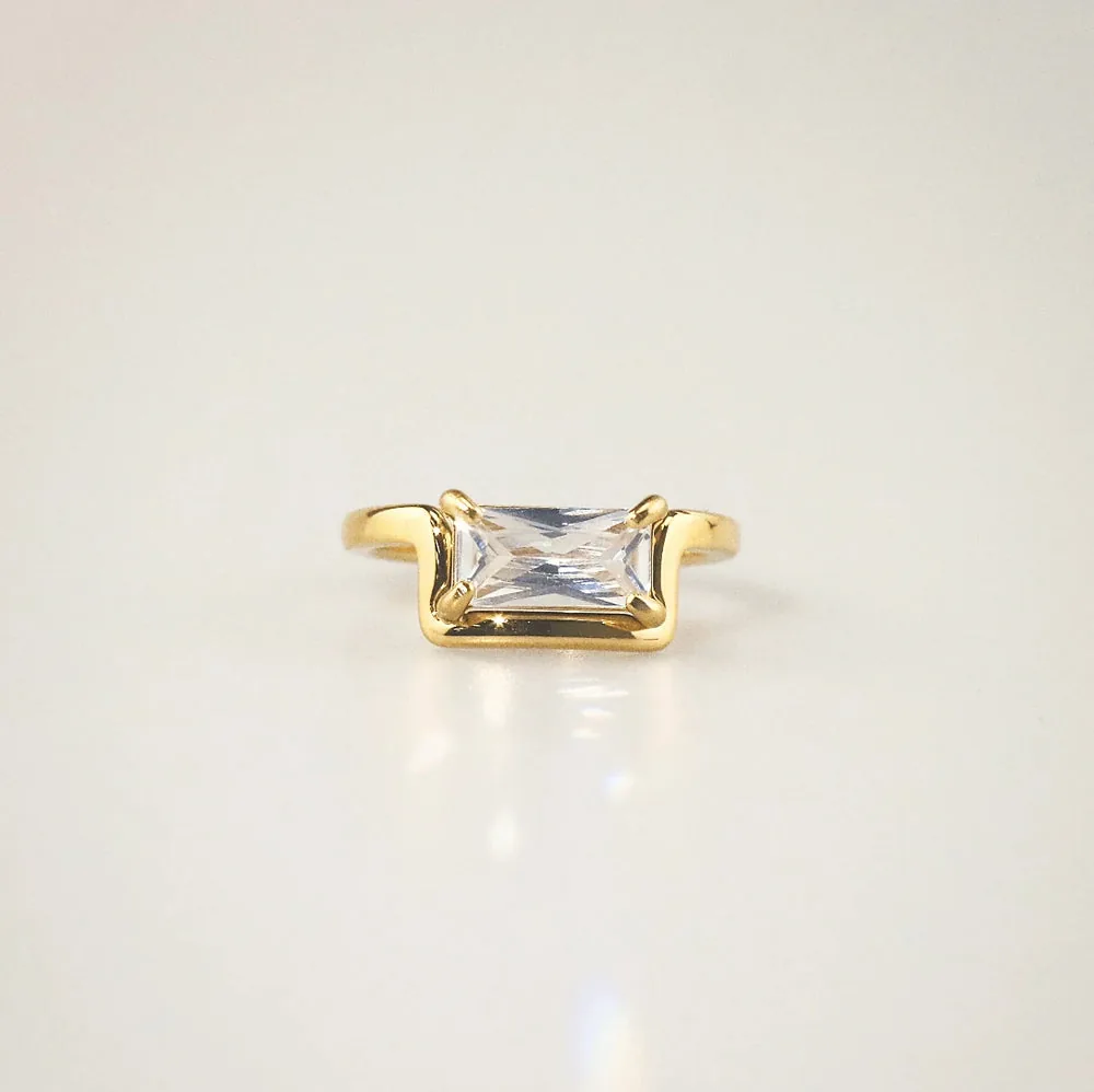 Waterproof Tarnish-Free Half Frame Gem Ring – Stylr