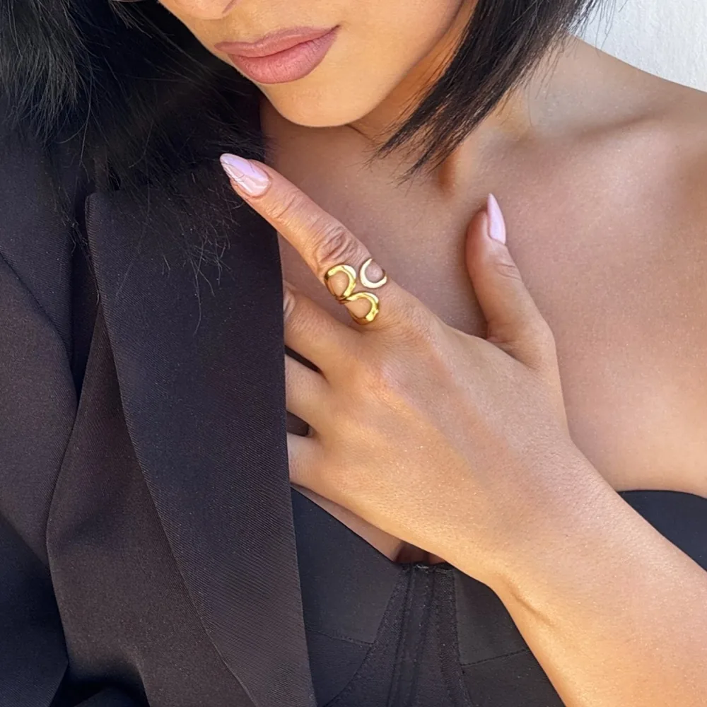 Waterproof Tarnish-Free Statement Flow Ring